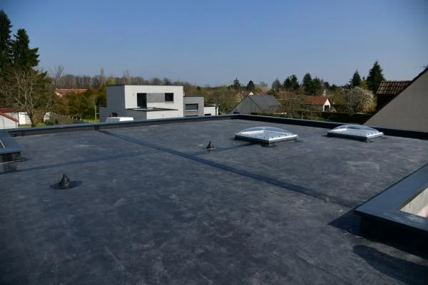 Étanchéité de toiture terrasse et toiture plate